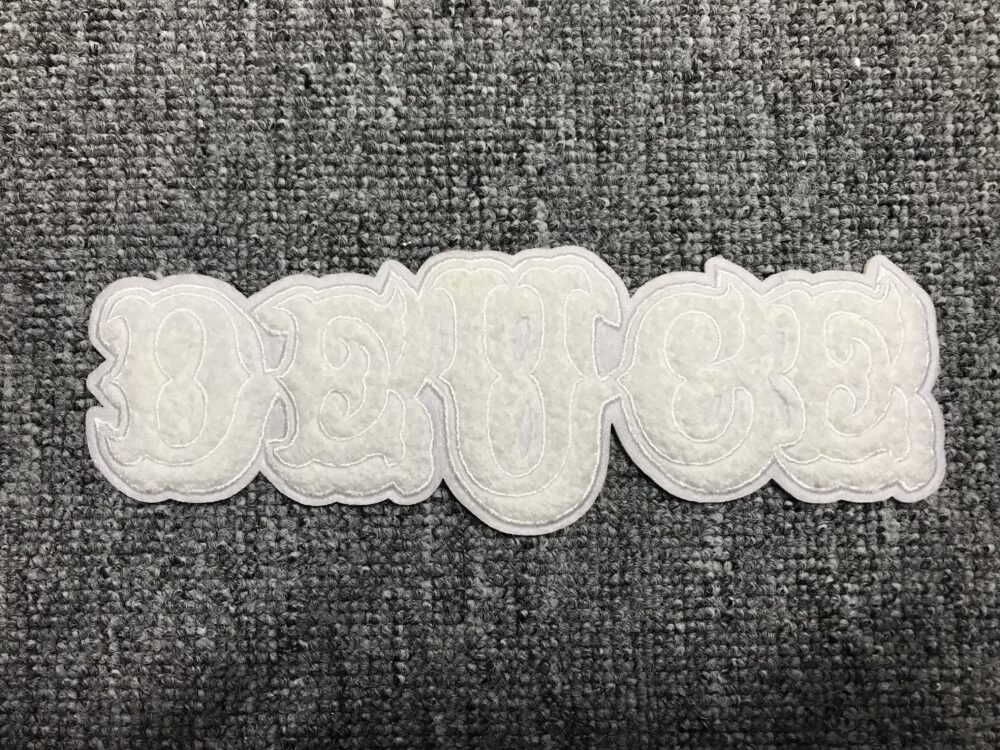 DEUCE PATCH R251 – Custom Embroidery Patches for Streetwear Brands
